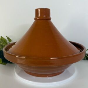 NWOT Terracotta Tagine 11” x 9”
